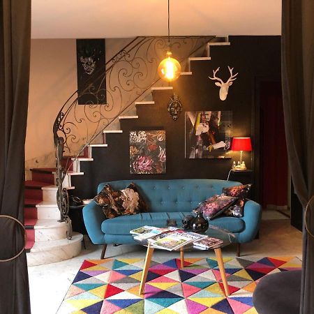 Les Nuits Victoriennes Bed & Breakfast Saint-Germain-du-Corbeis Dış mekan fotoğraf